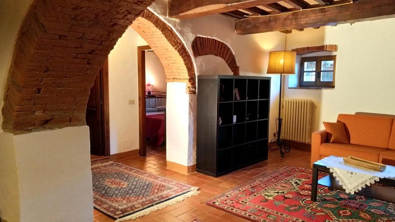 Villa La Nussa Capolona Bagian luar foto
