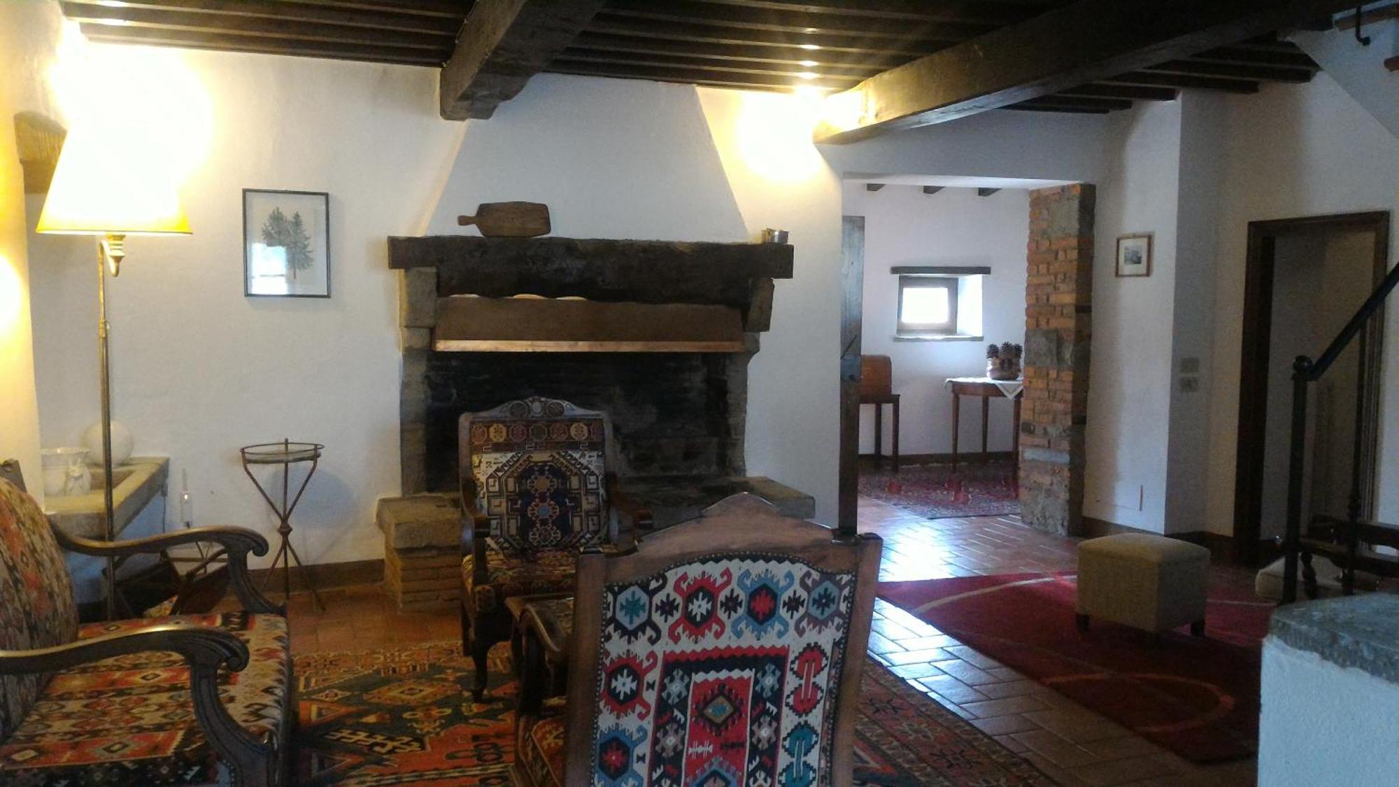 Villa La Nussa Capolona Ruang foto