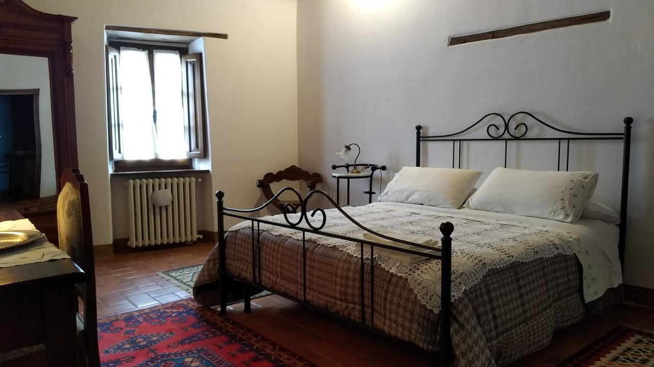 Villa La Nussa Capolona Bagian luar foto