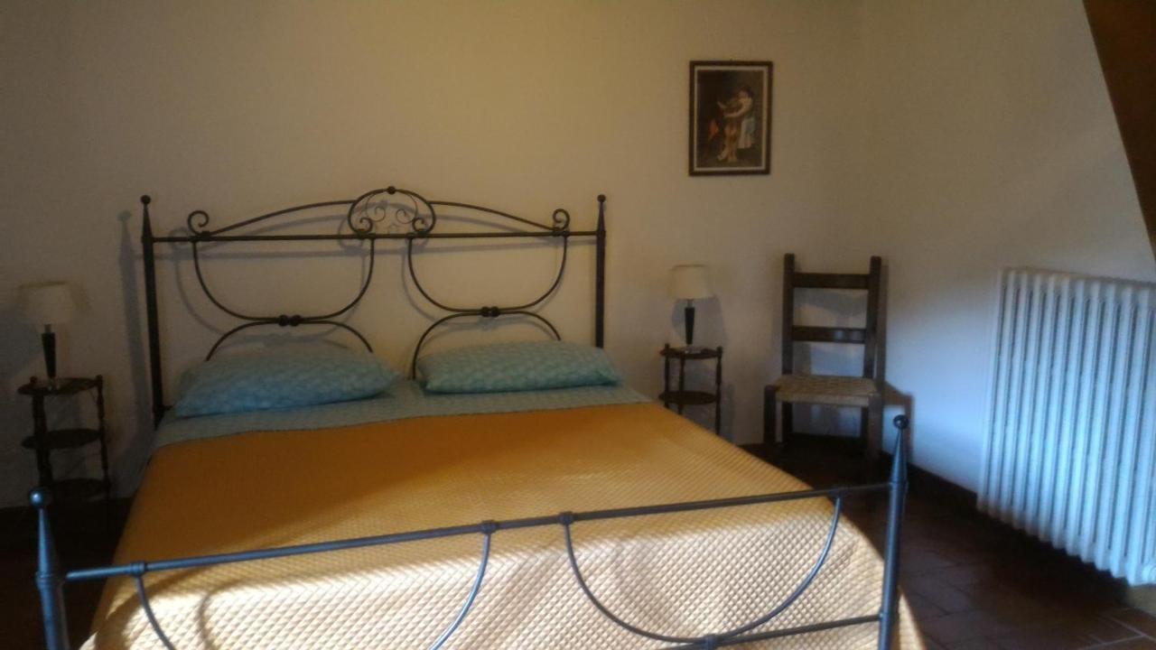 Villa La Nussa Capolona Bagian luar foto