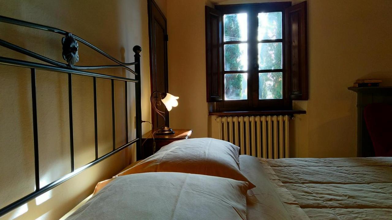 Villa La Nussa Capolona Bagian luar foto