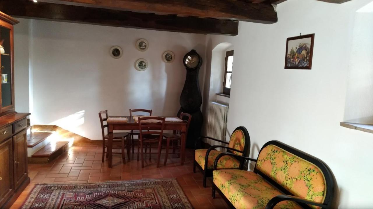 Villa La Nussa Capolona Bagian luar foto