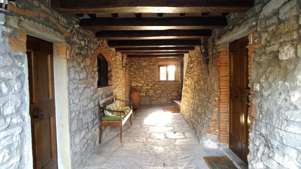 Villa La Nussa Capolona Bagian luar foto