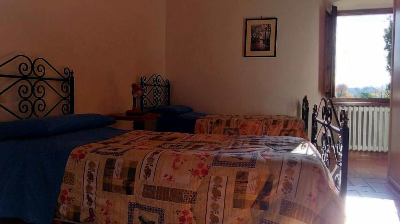 Villa La Nussa Capolona Bagian luar foto
